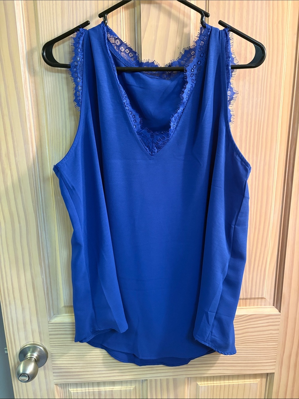 Blue Lace-Trim V-Neck Women's Tank Top